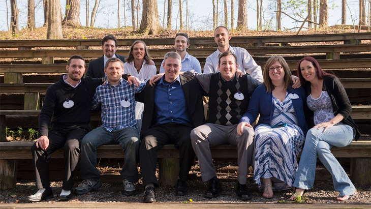 Outdoor photo of 2015 alumni group